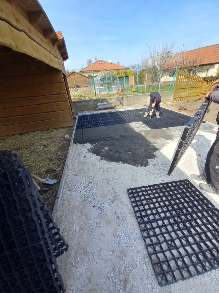 Ukladanie N40 na spevnenie stojiska