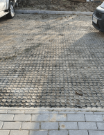 zatrávňovace multigravel na manipulačnej ploche s ľahkou záťažou