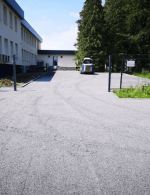 parkovisko pre kamiony a ťažkú techniku spevnené zatrávňovačmi
