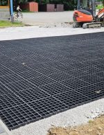 inštalácia plastovej dlažby série N40 PLUS na parkovisku v obci