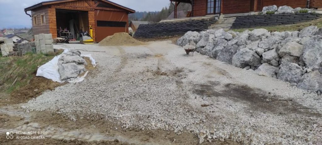 príprava podkladu pod zatrávňovaciu dlažbu N40